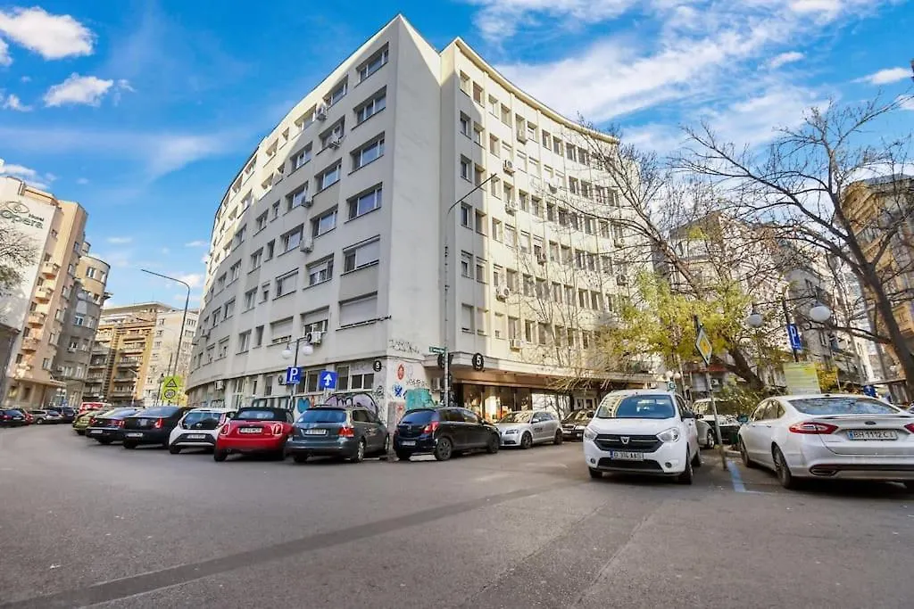 Apartment Mysa Modern Studio * Near Cismigiu Park * Netflix Bucharest Romania