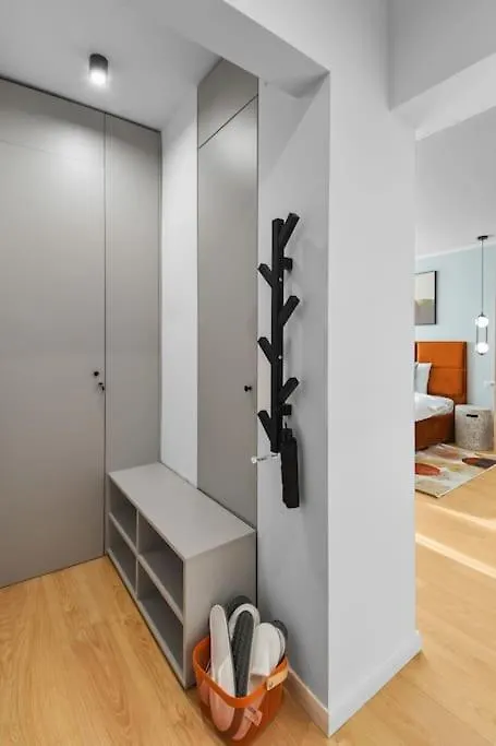Apartment Mysa Modern Studio * Near Cismigiu Park * Netflix Bucharest
